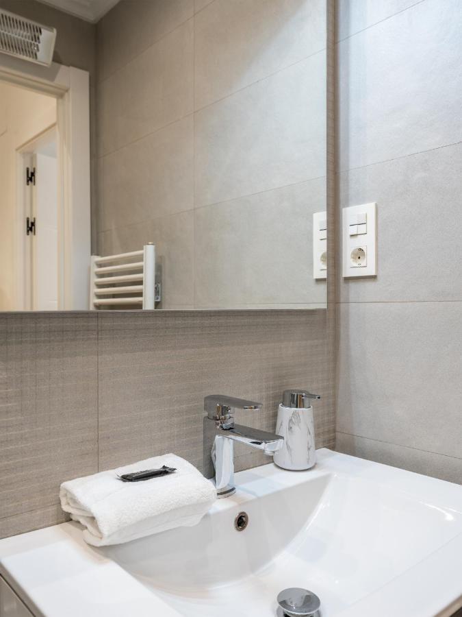Tiboli Apartment By People Rentals บิลเบา ภายนอก รูปภาพ